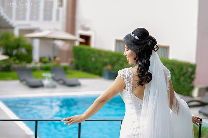 [:es]NOCHE DE BODAS[:en]WEDDING NIGHT