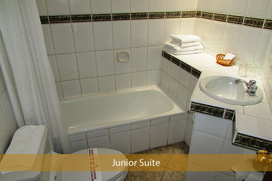 [:es]JUNIOR SUITE[:en]JUNIOR SUITE